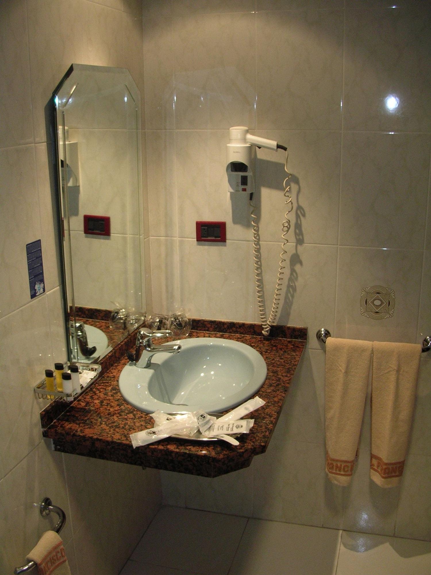 Francisco Ii Hotel